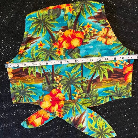 Tropical Floral play suit (tie-front top & shorts) - Picture 13 of 13